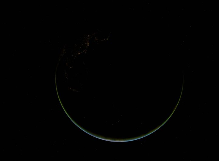 planet born from dying star